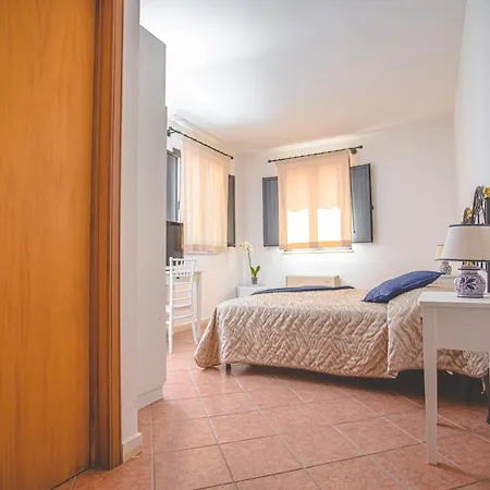 בית חווה Nuovo Castello Crisilio *