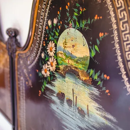 Nuovo Castello Crisilio אבולה